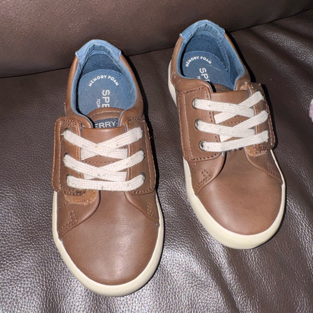 Sperry Kids Brown and Cream Sneakers
